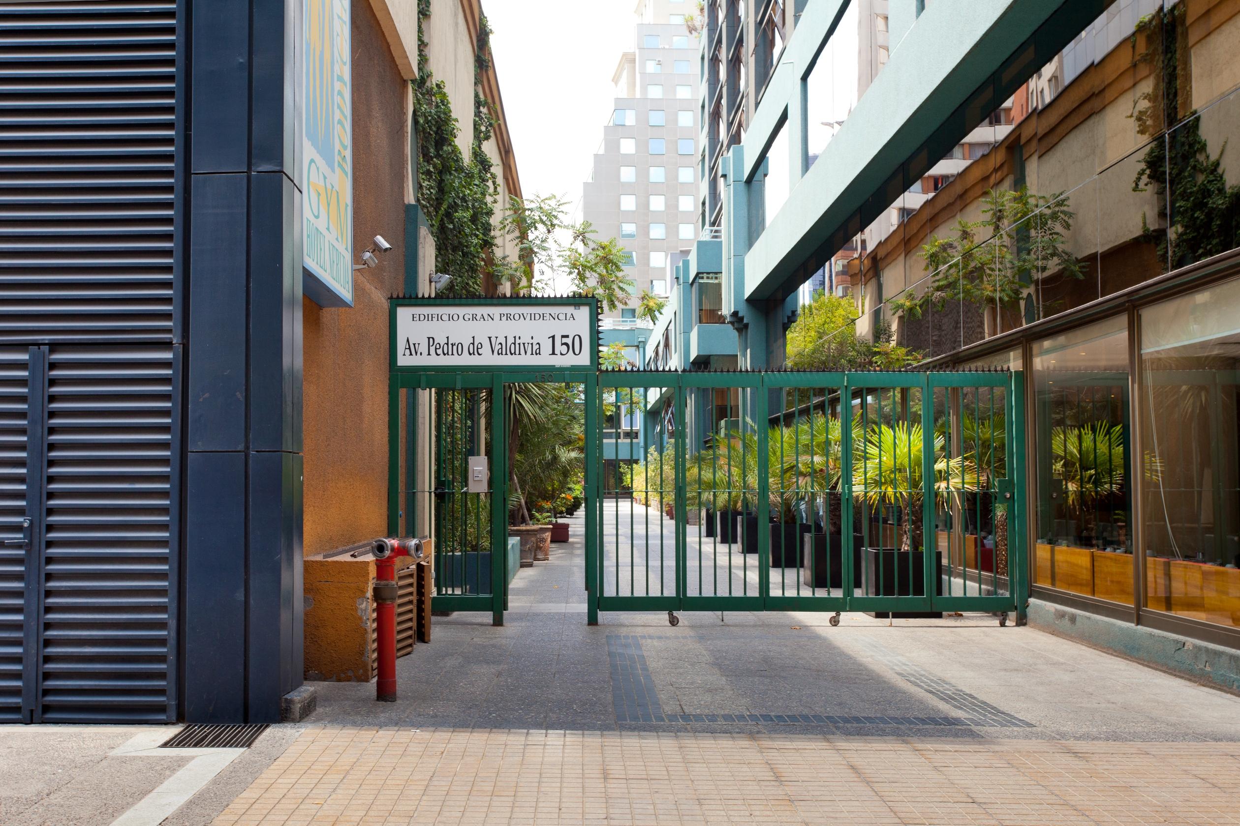 Apart Hotel Cambiaso Santiago Exterior photo